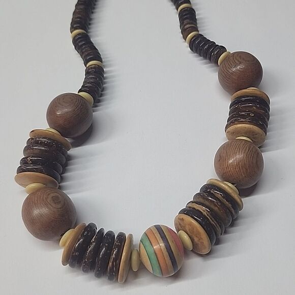 Wooden Beaded Necklace - Brown and Multicolor - Picture 4 of 4